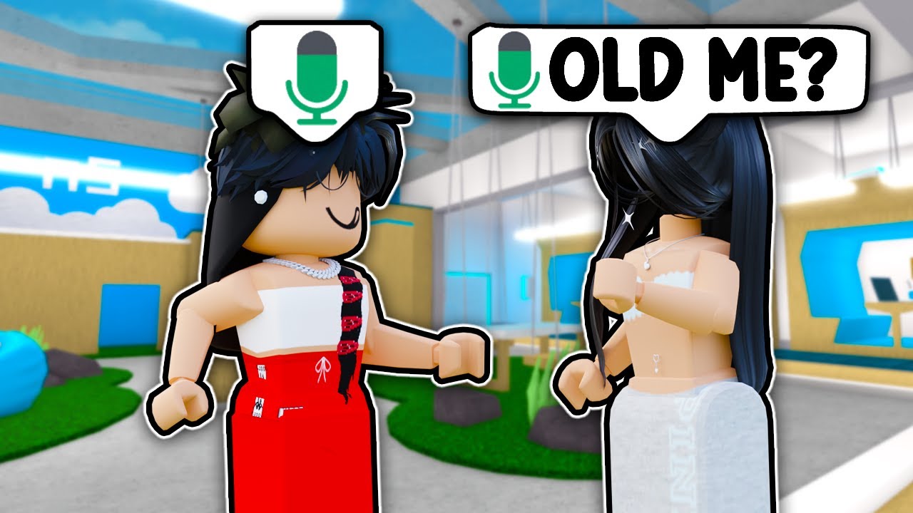 Wearing Strangers FIRST EVER AVATAR In MM2 VOICE CHAT 2... (Murder Mystery 2)