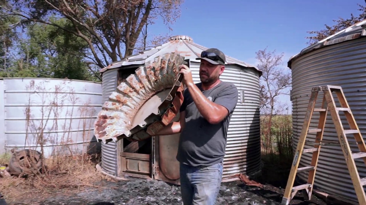 Disassembling a Grain Bin