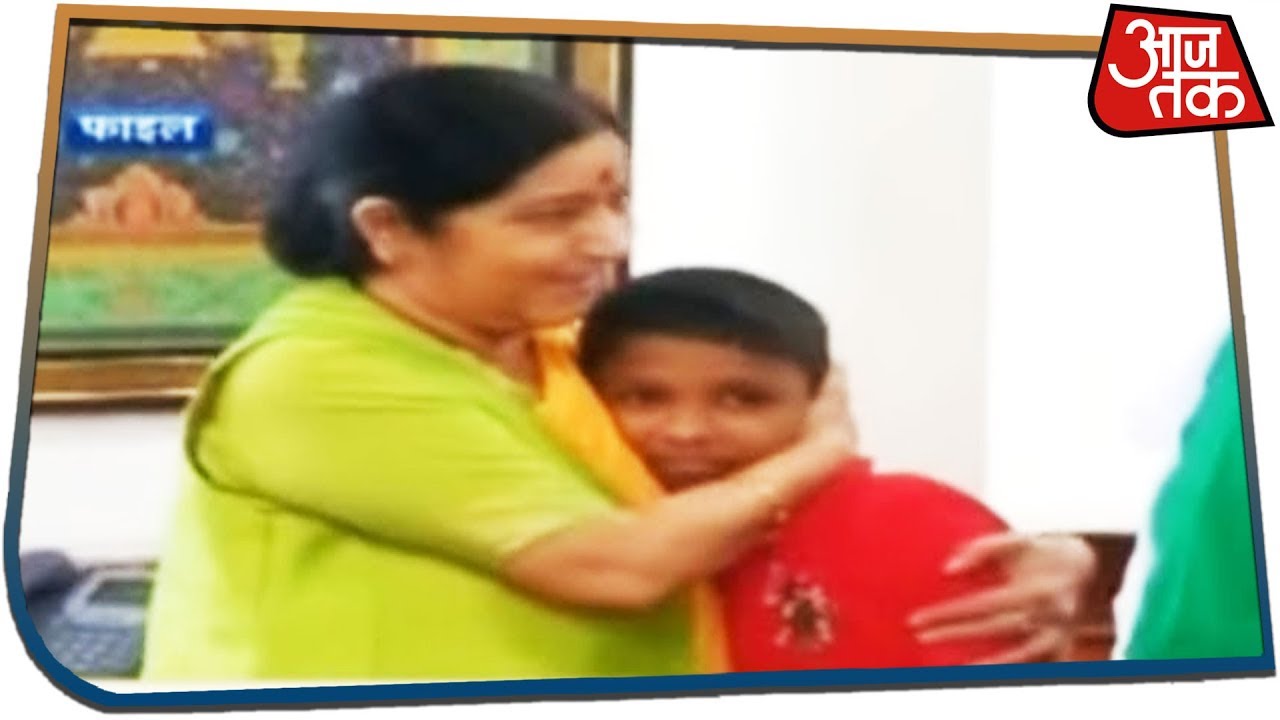 मददगार Sushma Swaraj की यादगार कहानियां | Watch Full video