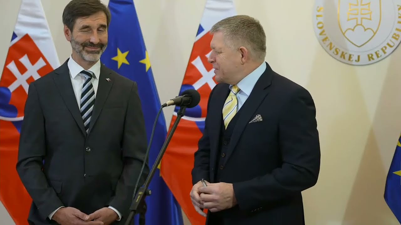 Tlačová konferencia predsedu vlády SR Roberta Fica o zákaze predaja áut so spaľovacími motormi