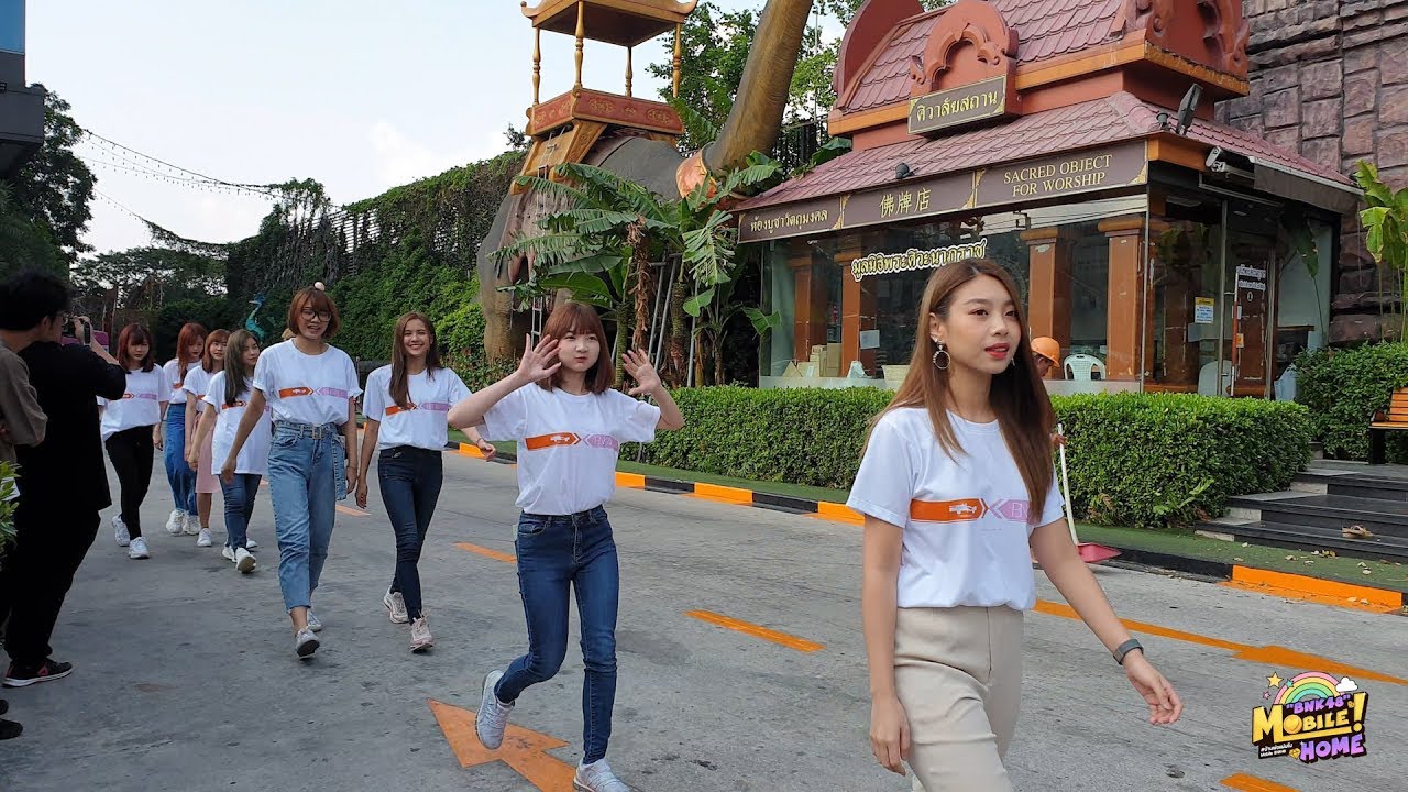 บรรยากาศงานบวงสรวงภาพยนตร์ไทบ้านเดอะซีรีส์ l THIBAAN X BNK48