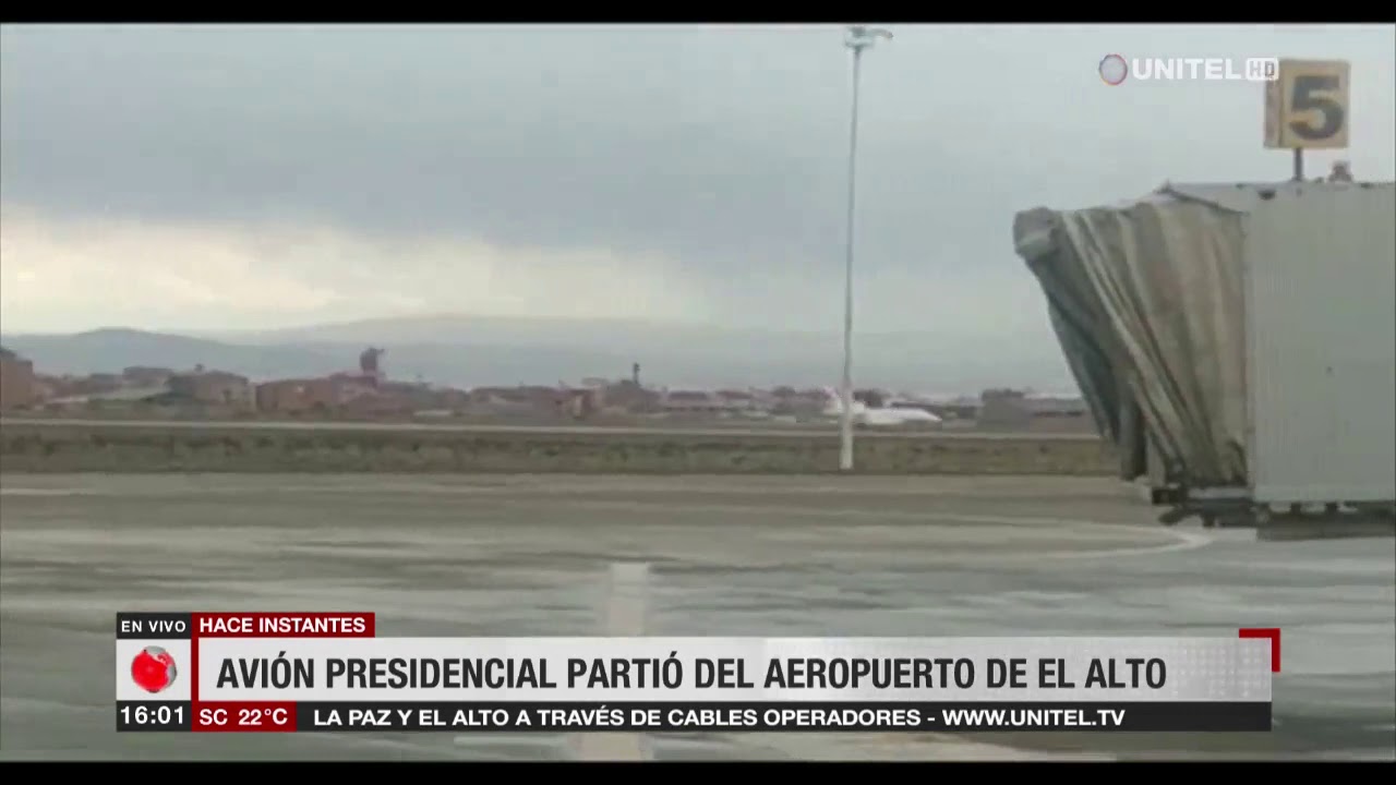Captan al avión presidencial despegar desde el aeropuerto de El Alto