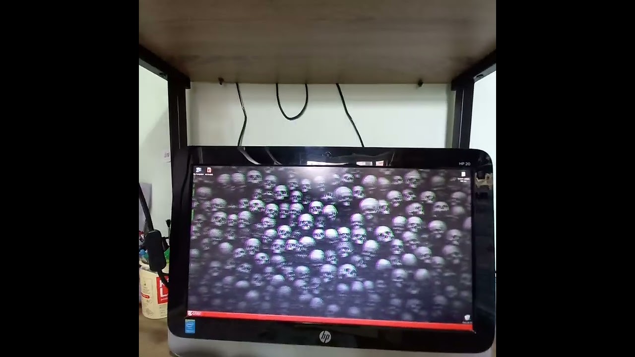 Windows XP Horror Edition But Harmless(Peaceful Version)