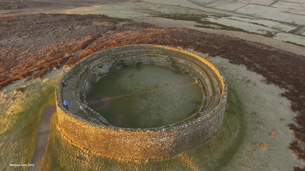 Equinox sunrise alignment Grianan Aileach Donegal