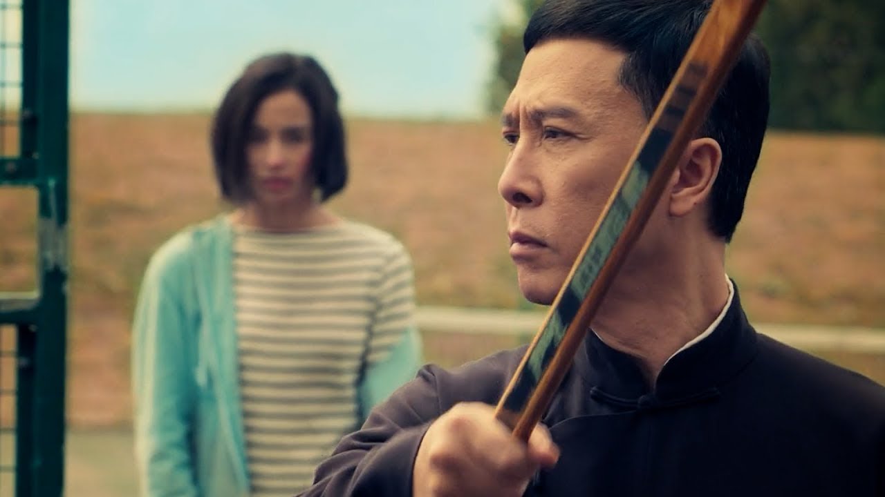 Ip Man Saves Girl from School Bullies. 【Full version of all Ip Man clips】