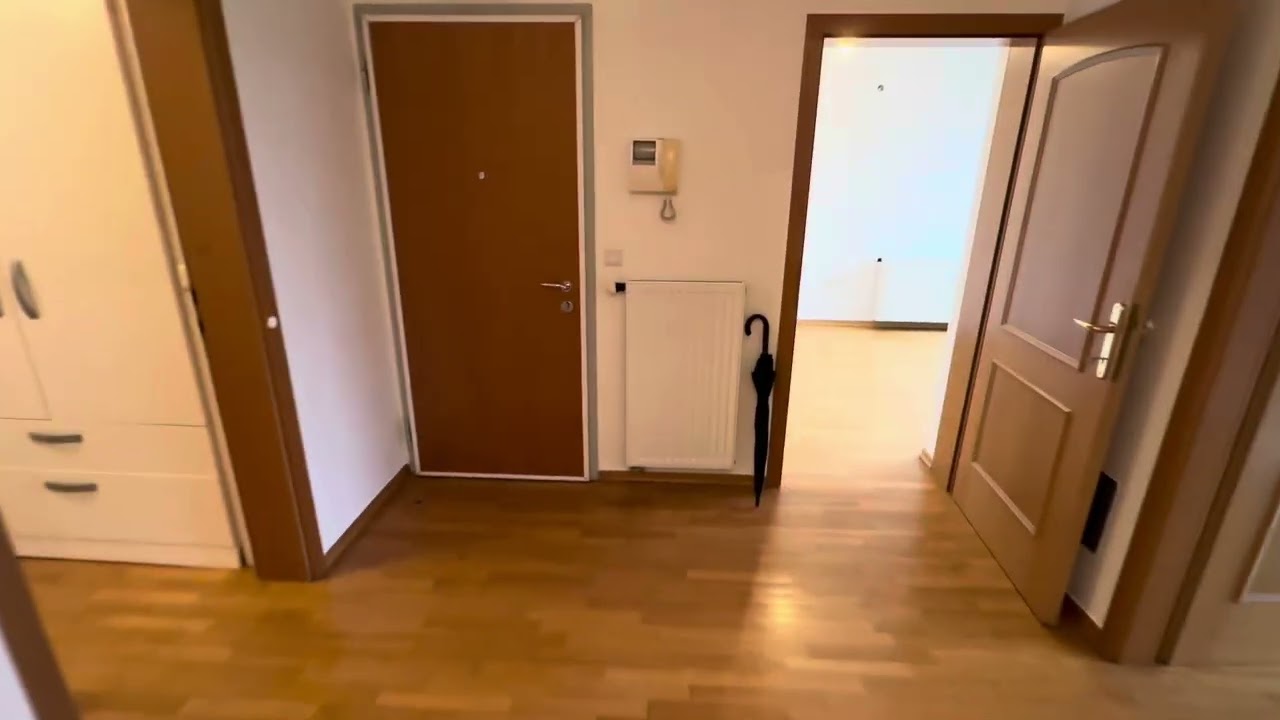 Spacious, bright, 5 room apartment for rent in Nova Grbina neighborhood. 