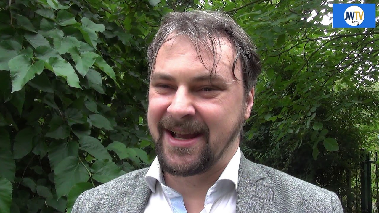 Tegel eruit, plantje erin