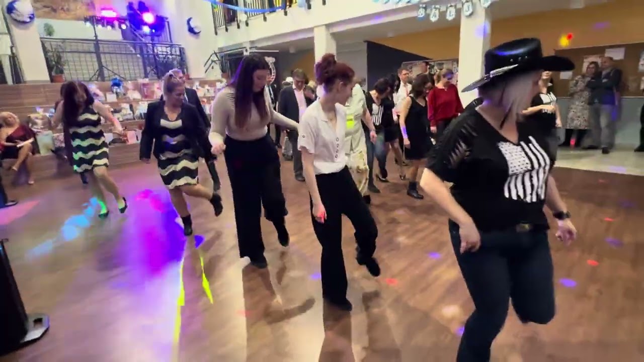 Country bRanch Line Dance - Tatabányai Árpád Gimnázium Szülő-Tanár bál tánctanítás - 2026.02.13.