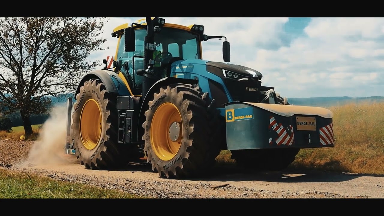 Stehr Grabenfräse SGF 1300 angebaut an Fendt 942 im harten Felsgestein