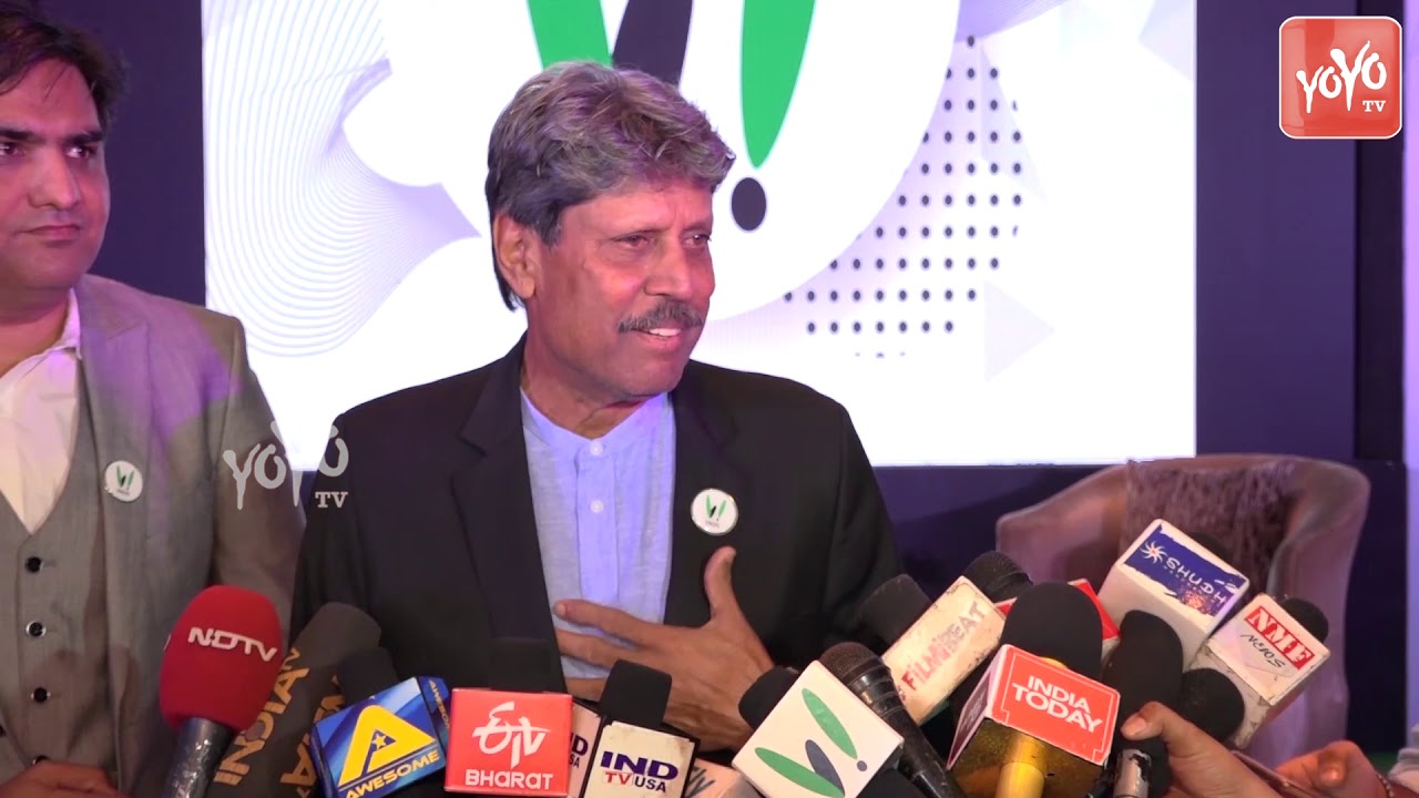 Kapil Dev Launches &lsquo;VAOO&rsquo; App For All Cab Services | Bollywood News | YOYO Cine Talkies