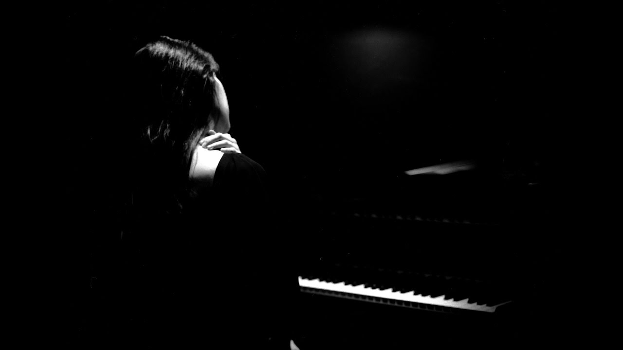 Zee Zee plays Franz Liszt Spanish Rhapsody