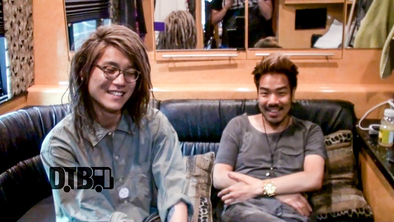 Crossfaith - CRAZY TOUR STORIES Ep. 339 [Warped Edition 2015]