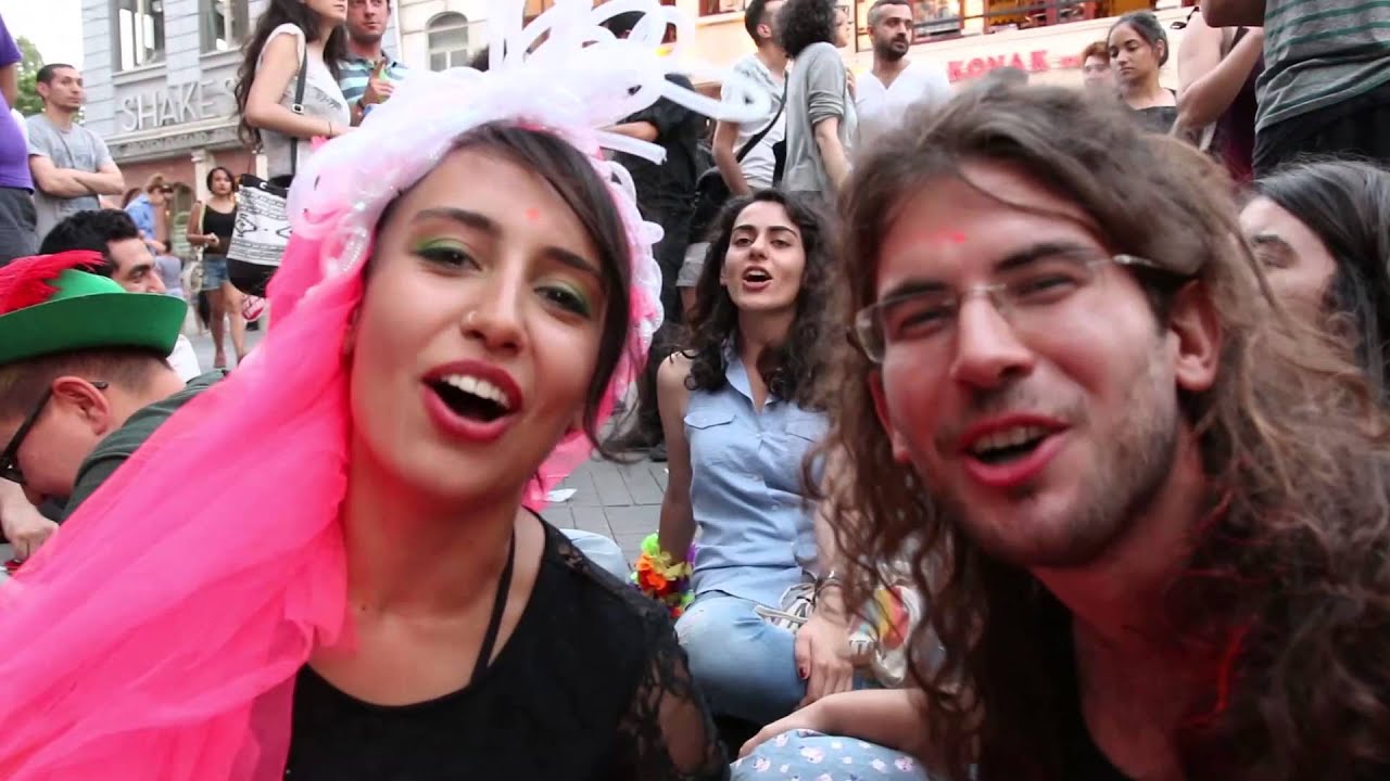12. Onur Yürüyüşü. 29 Haziran 2014. İstiklal Caddesi / İstanbul