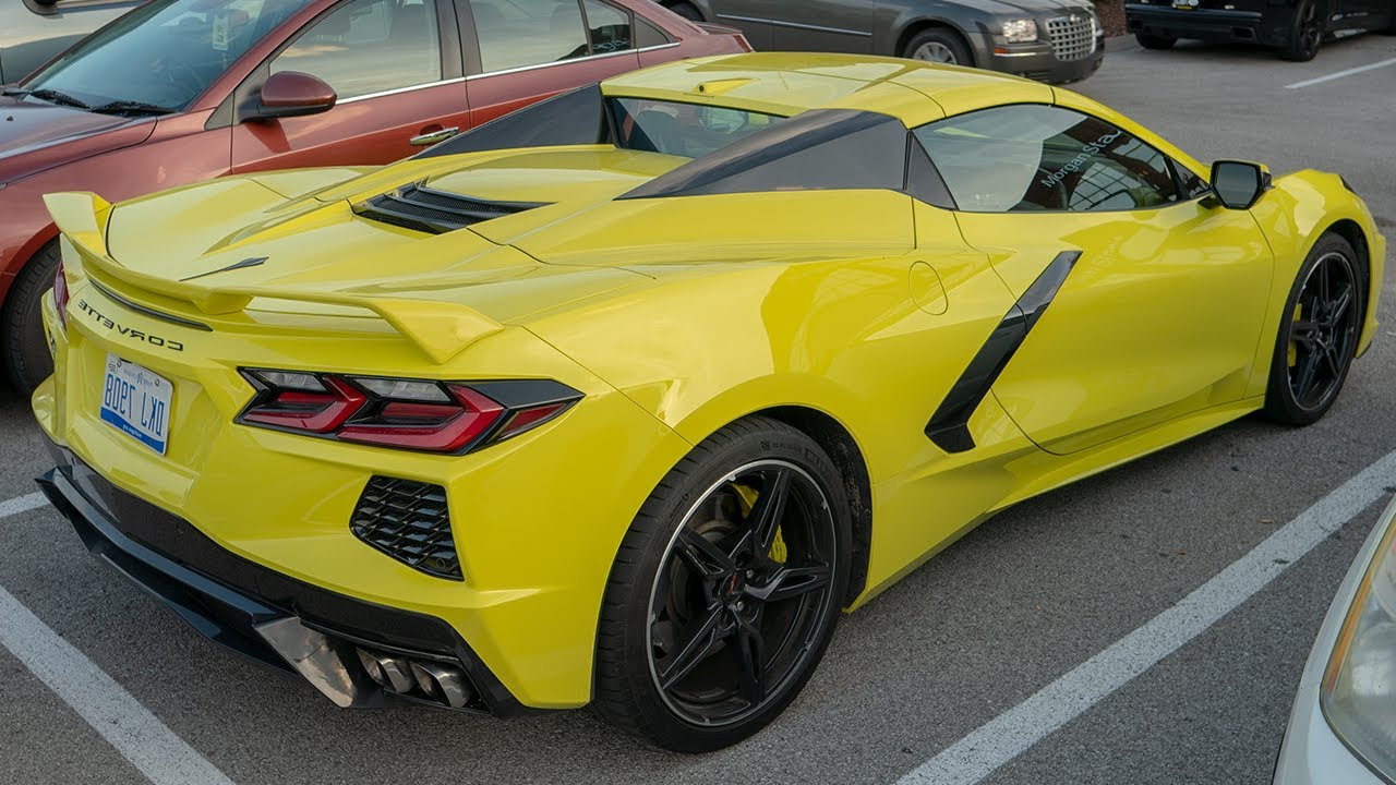 2020 Corvette C8 Convertible in Accelerate Yellow [FULL HD]