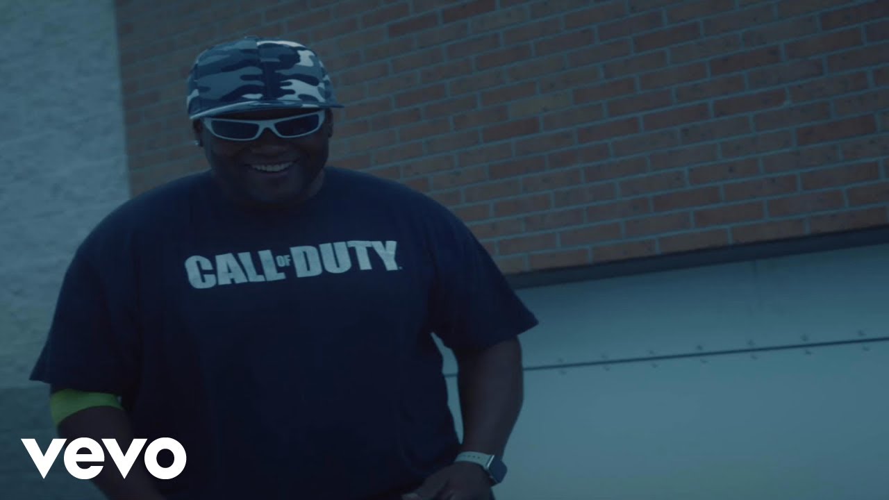 Neshan Wonder - S H O W B O A T (Official Music Video) ft. KP
