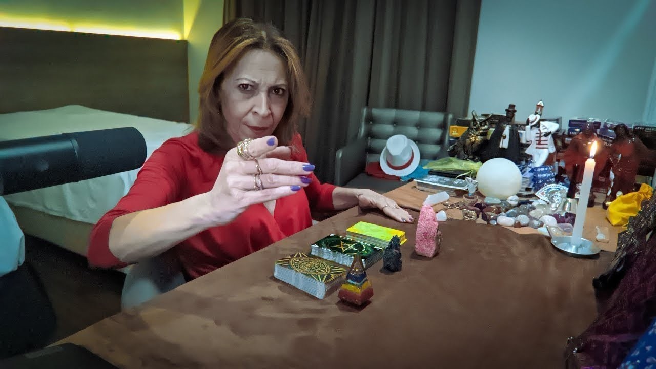 EXU 7 PORTEIRAS E POMBA GIRA 7 SAIAS! TEMOS ORDEM DOS ORIXÁS PARA FAZER UMA “LIMPA” NA SUA ESTRADA🎩💃