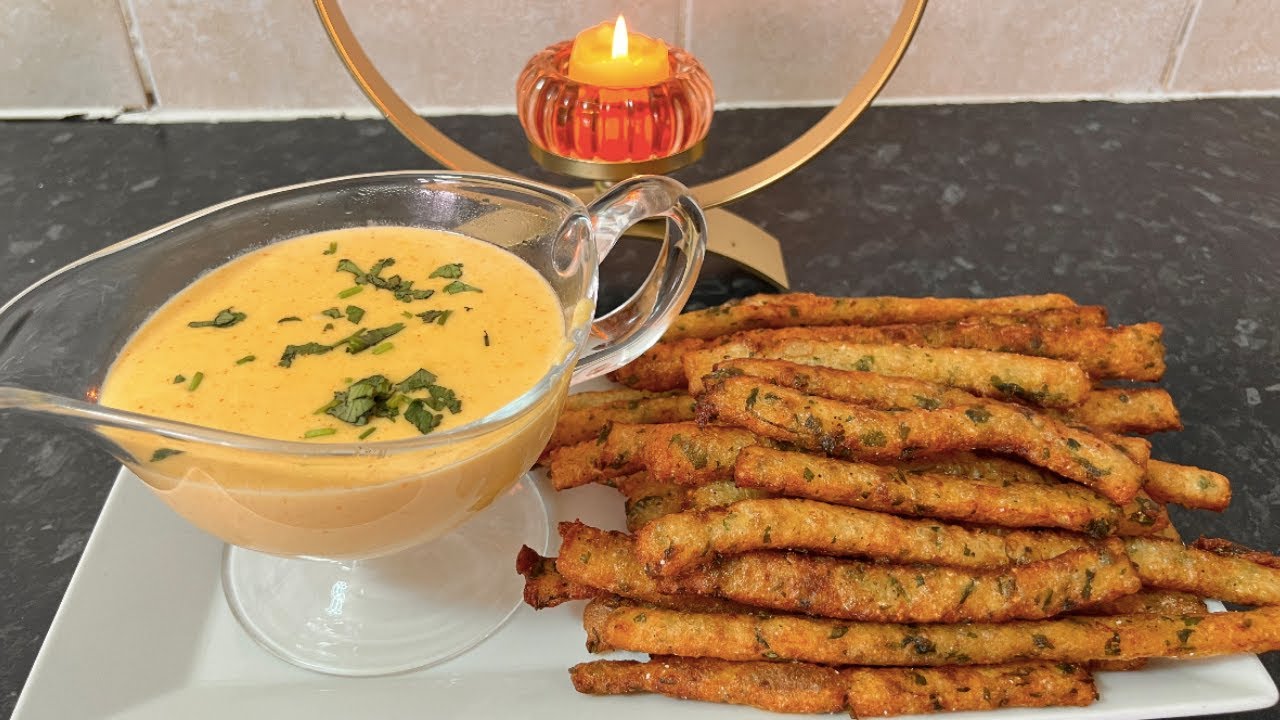 Crispy French Fries Recipe with Cheese Sauce