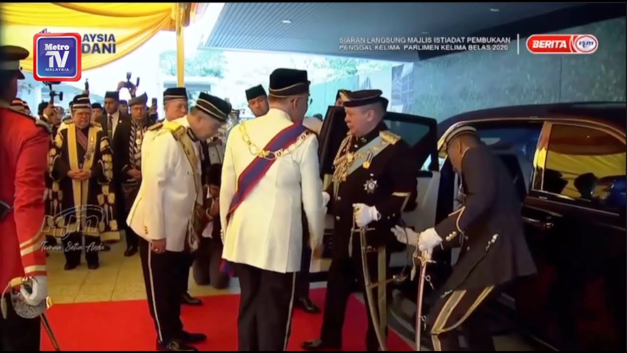 Agong berangkat rasmi Istiadat Pembukaan Parlimen