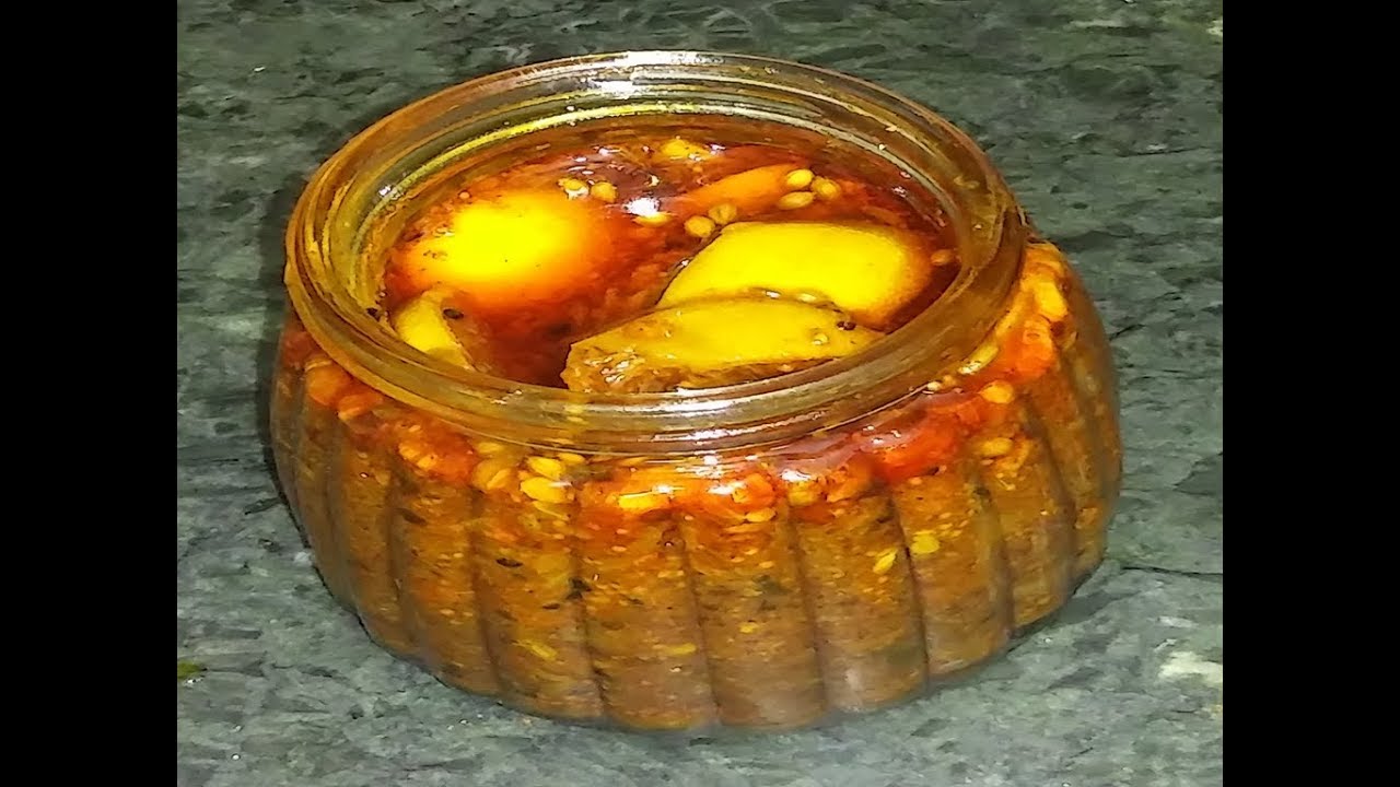 Tel Wala Nimbu Ka Achar -- Lemon Pickle with oil