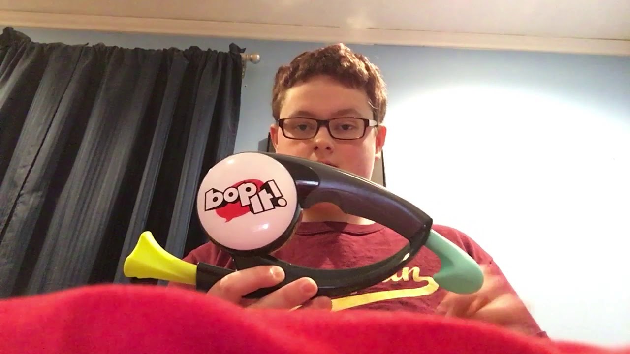 Bop it 2016 (Refresh) on Low Batteries
