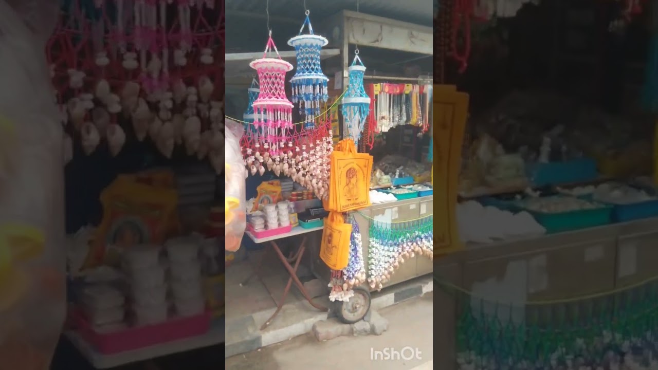 இராமநாதசுவாமிகோவில்கிழக்குகோபுரம்அருகில்உள்ளபேருந்துநிறுத்தத்திலிருந்துஅக்னிதீர்த்தகடற்கரைசெல்லும்ழி