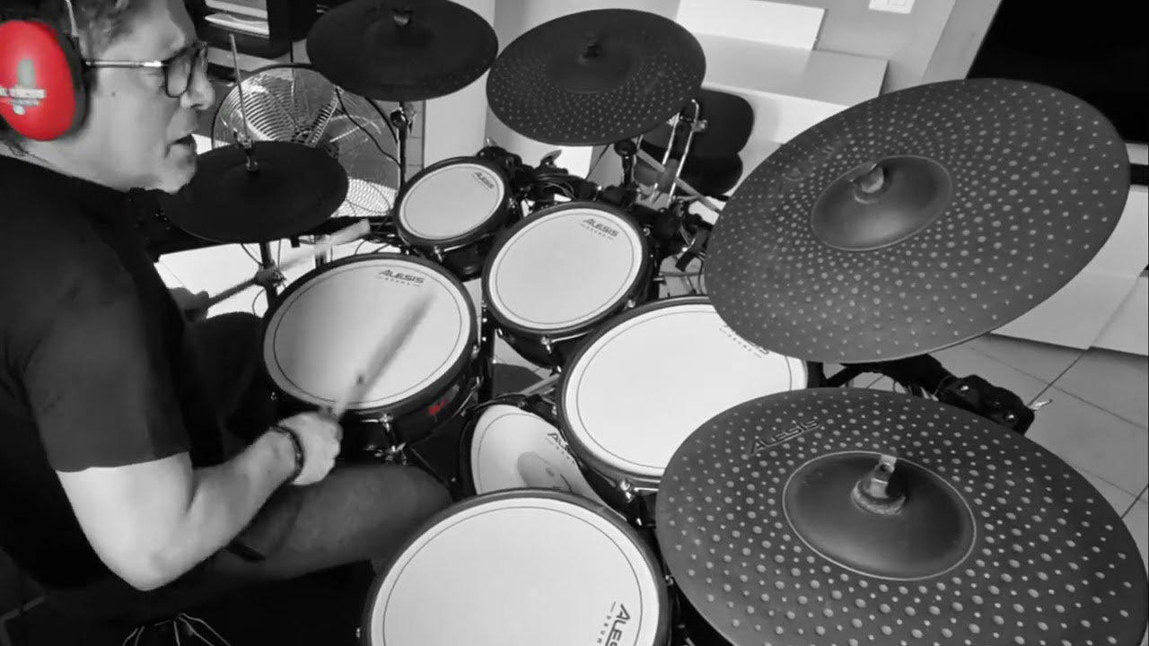 U2 -  BAD Live (Wide Awake In America) - DRUM COVER ON ALESIS STRIKE PRO SE E-DRUMS