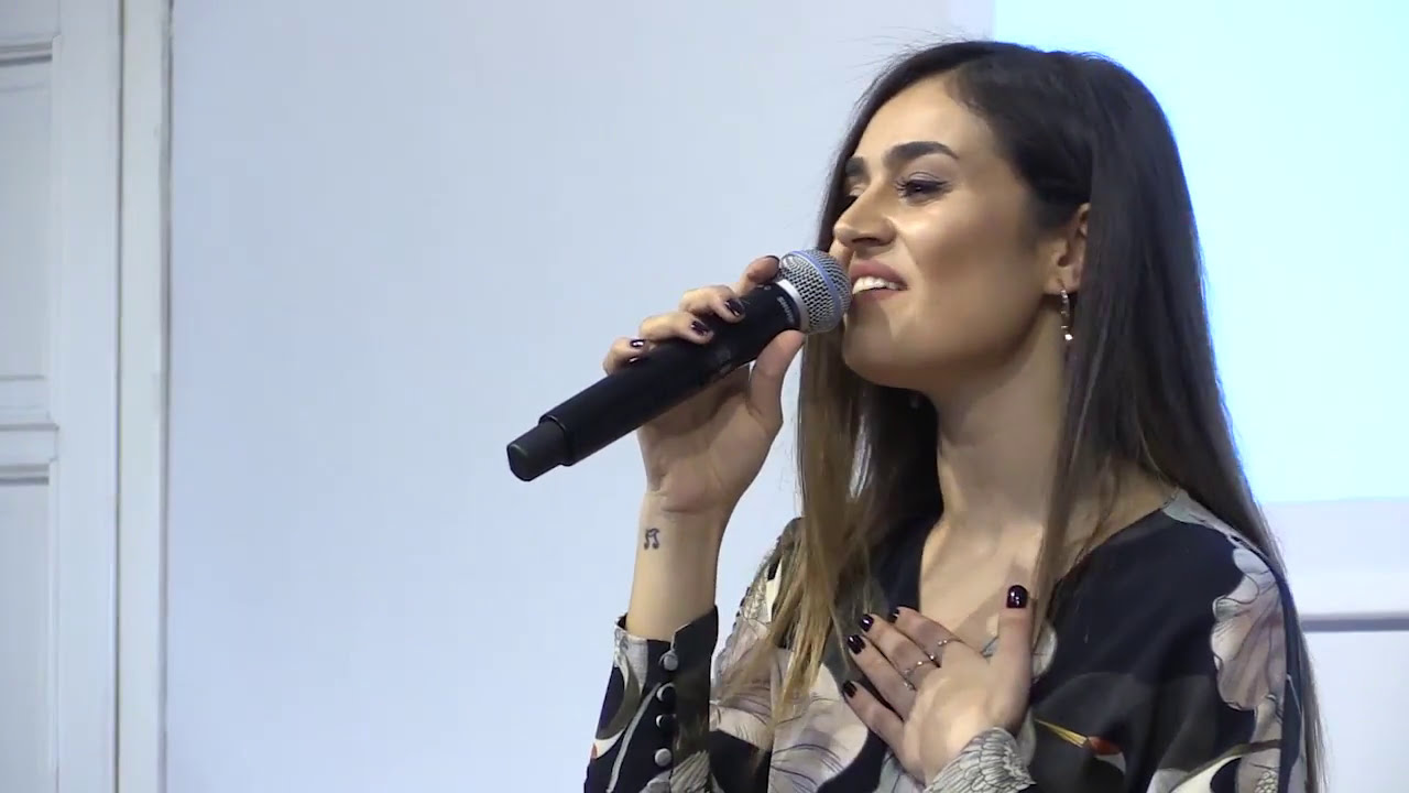 Elif Buse Doğan | 