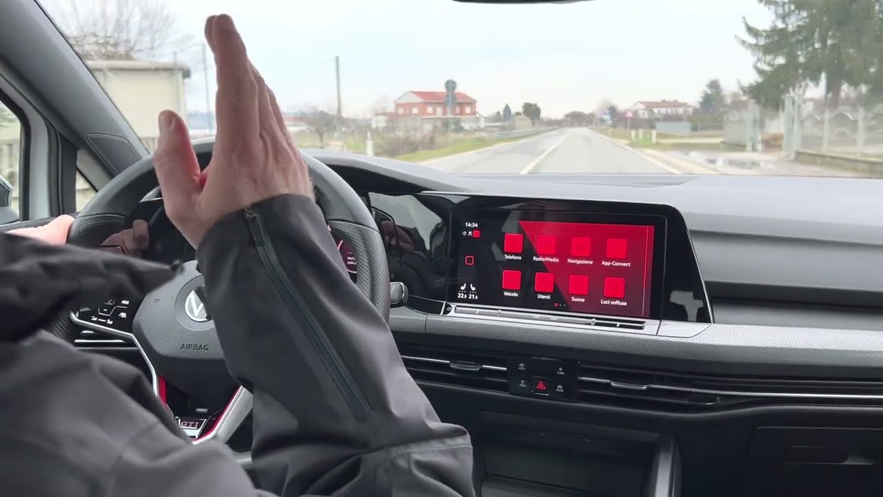 Prova su strada Volkswagen Golf 8 GTI 245 DSG Performance in perfette condizioni !!