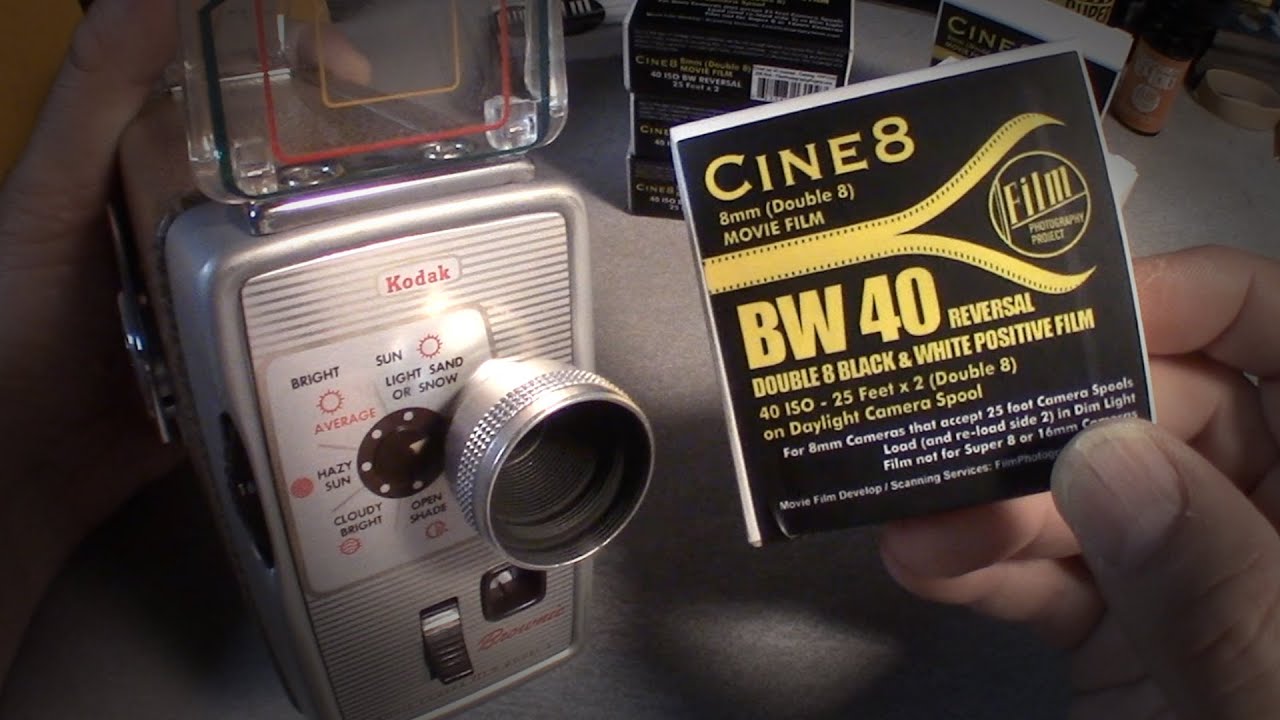8 мм (Double 8) 40 ISO черно-белая обращаемая пленка + приложение для измерения экспозиции
