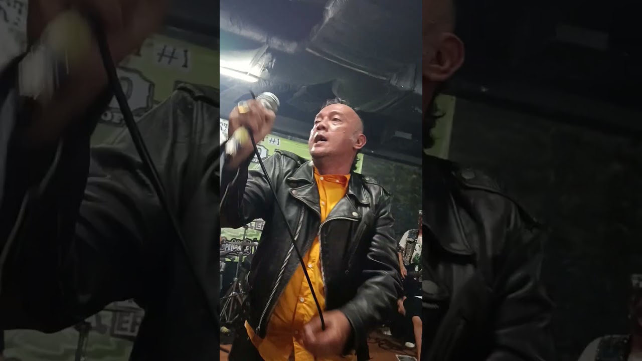 Sosial sosial demokrasi ujung tai