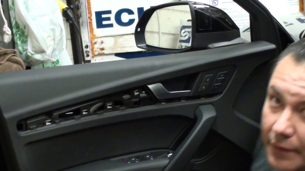 Как снять передние дверные панели на Audi Q5 2018 года