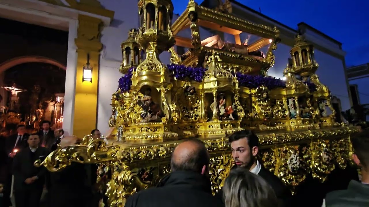 Santo entierro (Hdad La Soledad) por C/ San Francisco - Semana Santa Marchena 2024