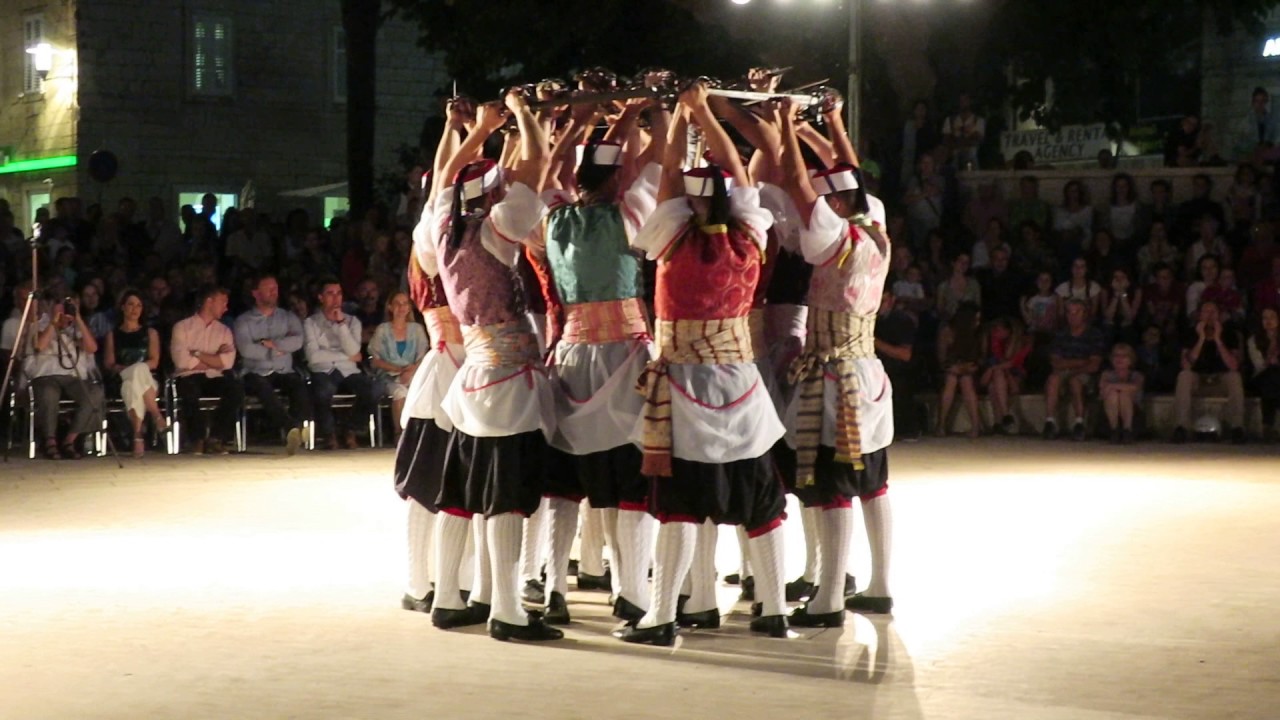 Blato Companiji, Korcula