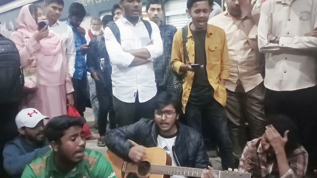 আমার সোনার বাংলা আমি তোমায় ভালোবাসি.......  #BangladeshRailway #StudentsSong #TrainLate #railfan