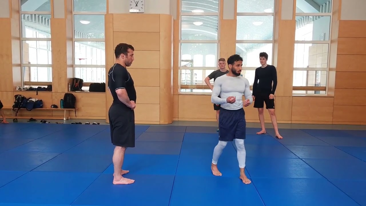 Meistere Ringertechniken mit Ibrahim Guzan: Arm-Drag, Front-Headlock, Takedowns & Spladle erklärt!