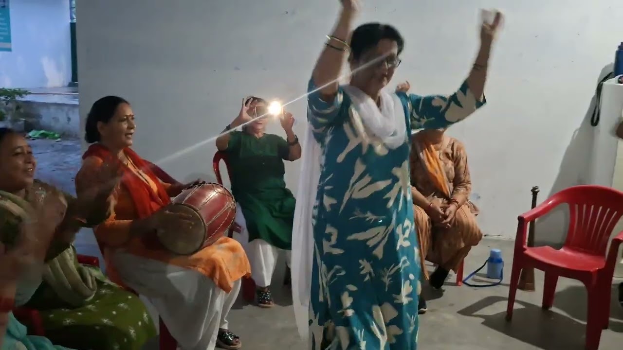 मस्त  डांस  द्रोपदी  बहन  का  ❤️❤️