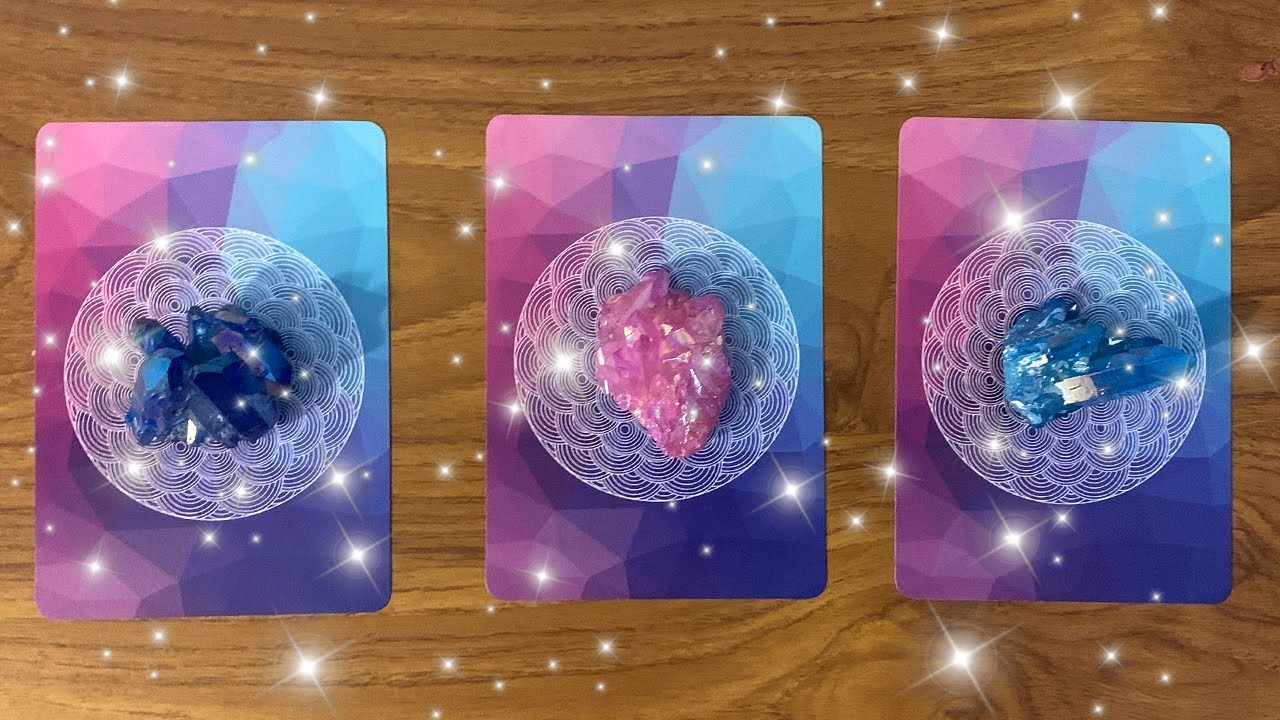 APRIL 💖 *ACCURATE* LOVE PREDICTIONS (Singles & Taken) 💖 Pick A Card Psychic Tarot Charm ASMR Reading