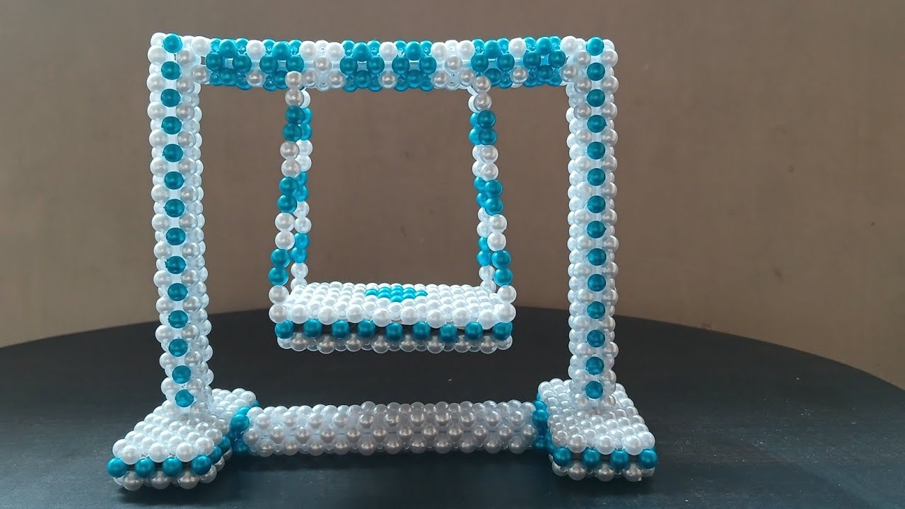 श्रीकृष्ण जन्माष्टमी निमित्त मोत्यांचा पाळणा कसा बनवायचा how to make beaded swing part 1