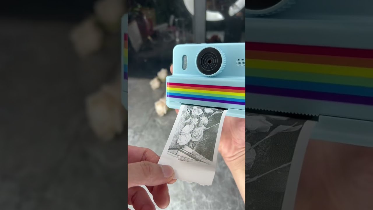 Love This Instant Print Camera | Great Gift Idea 