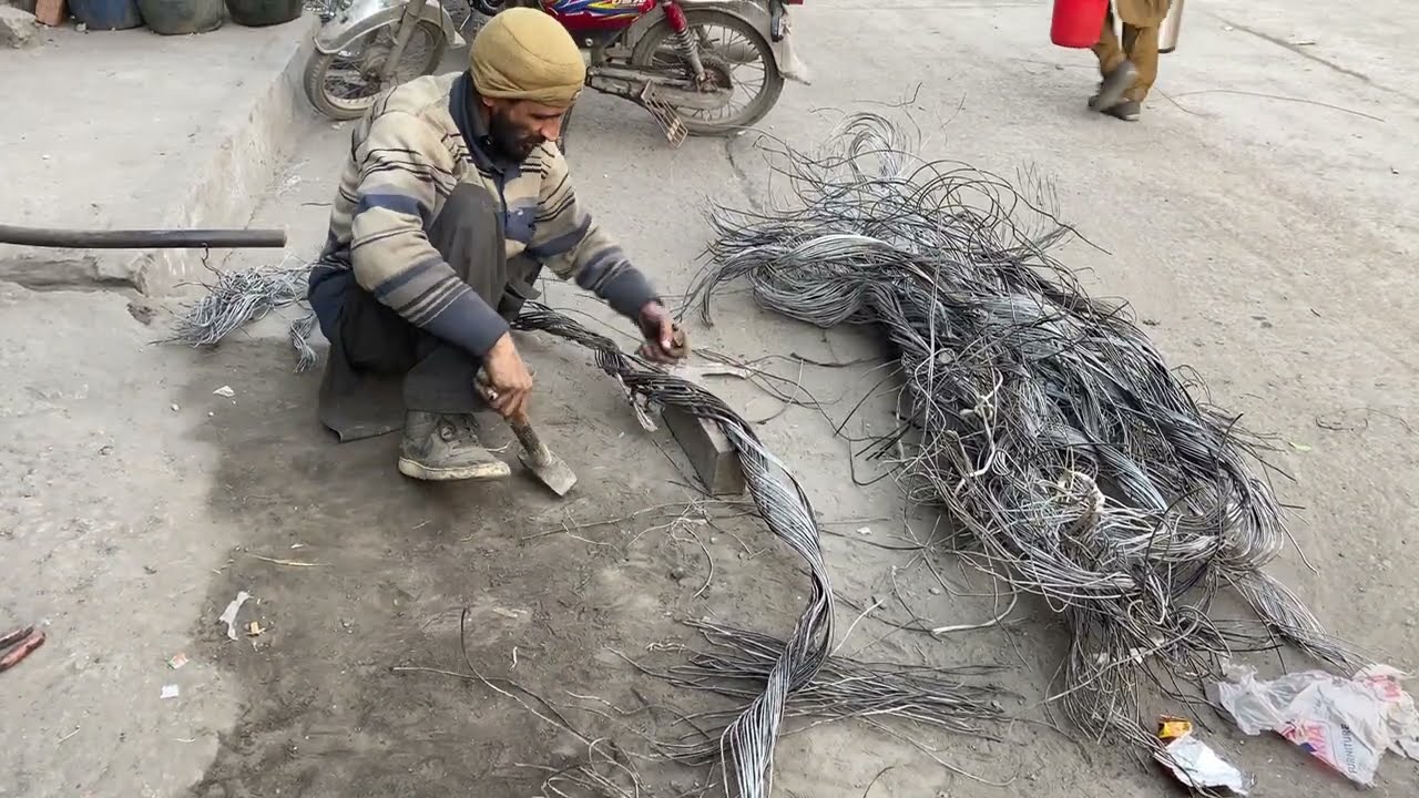 Incredible Iron Chain Manufacturing Process Inside a Small Factory | Mass Production