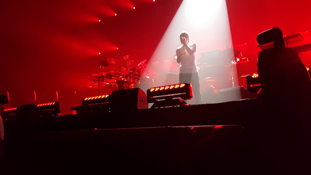 Orelsan - Suicide Social - Live à l'AccorHotels Arena - 15/03/2018 - Paris