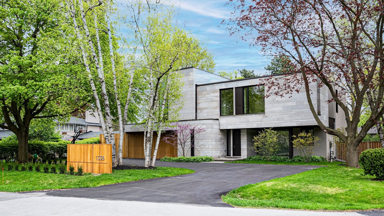 Hillhurst Road, Oakville, ON, Canada
