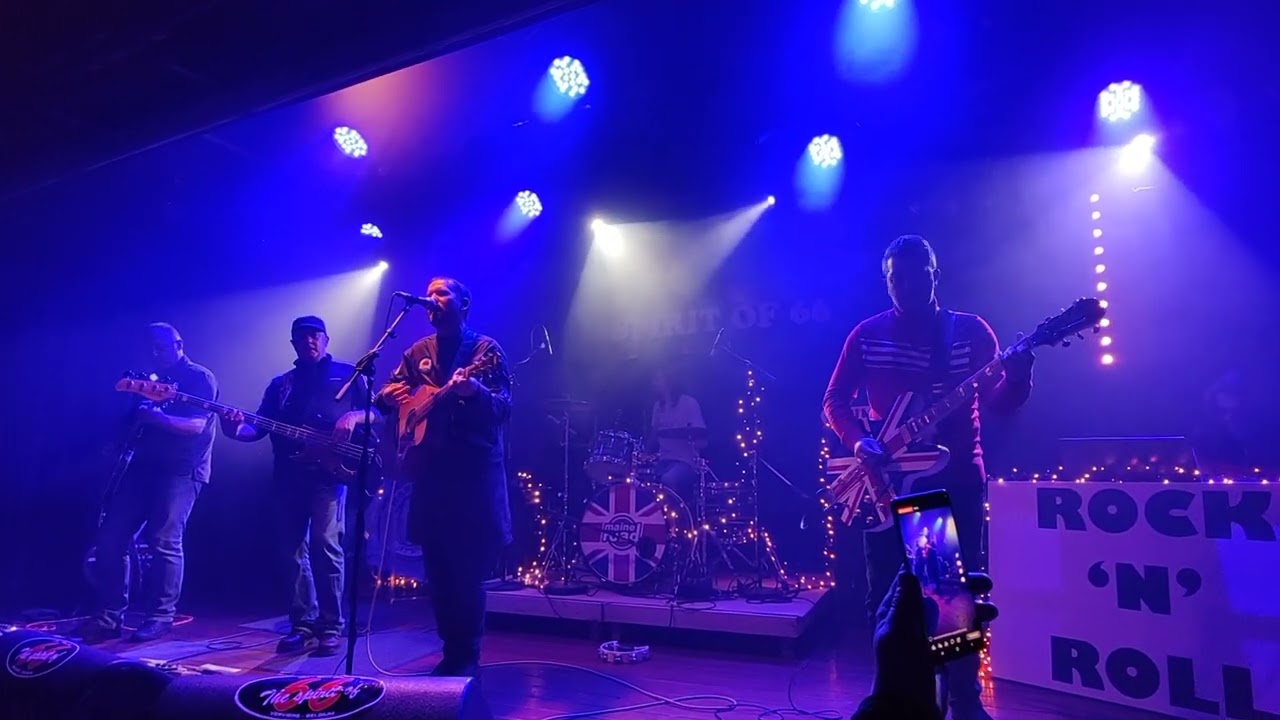 The Masterplan (Oasis cover by Maine Road (Oasis tribute band))-average quality live video
