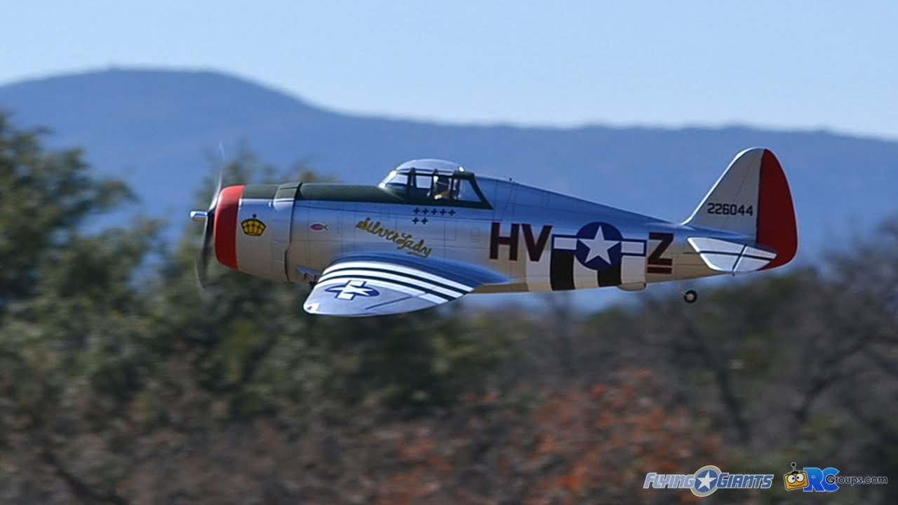 Hangar 9 P47D Thunderbolt 20cc