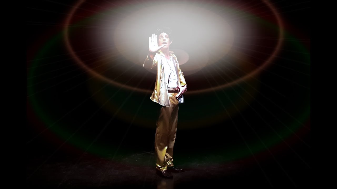 Michael Jackson Impersonator - Stranger In Moscow