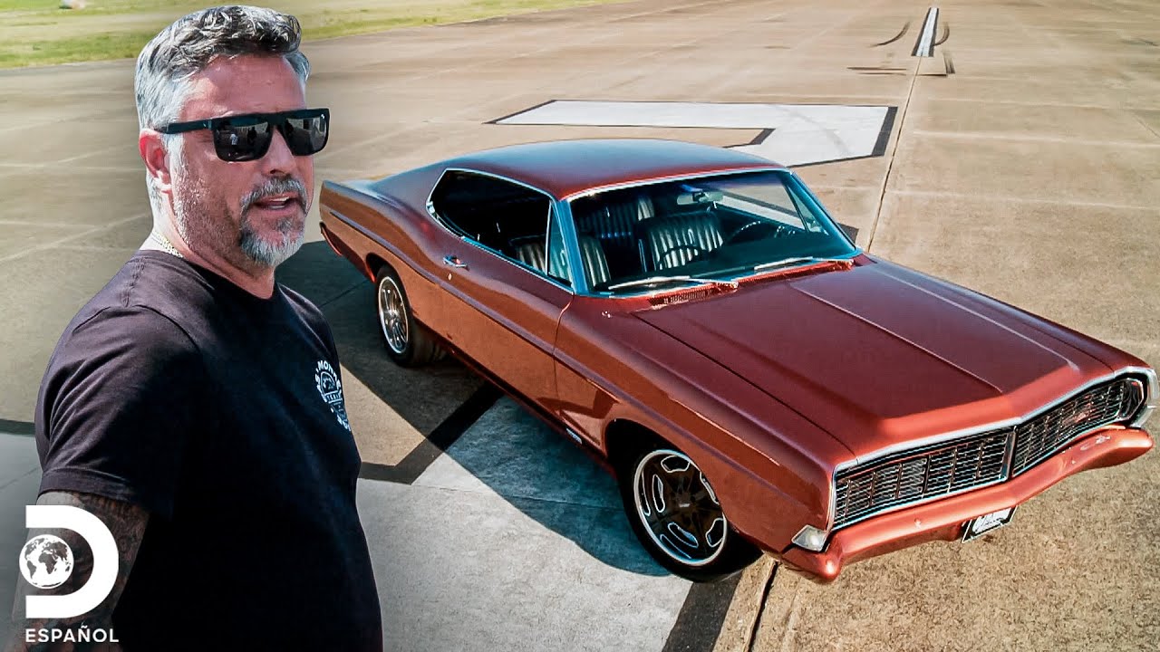 Restauran y venden a sus dueños este Ford Galaxie 500 XL | El Dúo mecánico | Discovery En Español
