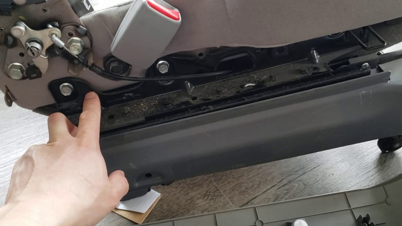 kia sedona rear seat stuck easy 5 minute fix