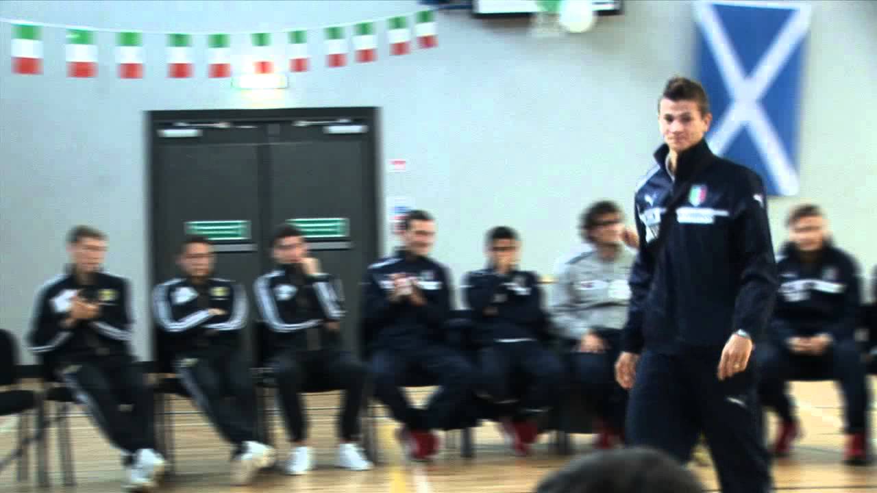 Italian Under-21 Football Team Visits School