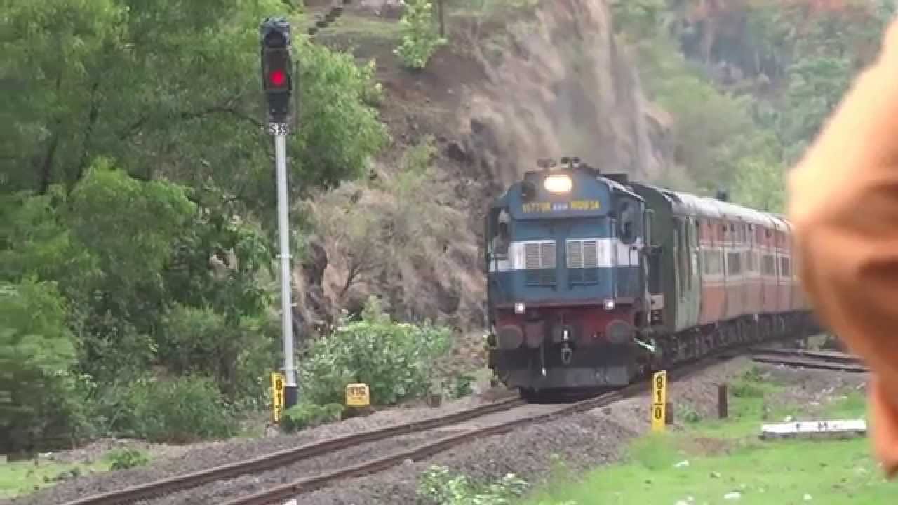 Tamilnadu to Rajastan via Scenic Konkan-Maharashtra :22476 CBE-BKN AC Express