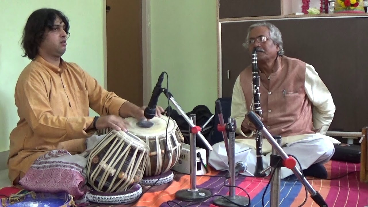 Madhuvanti  Raaga on clarinet by Dr. Pandit Narasimha Vadavati